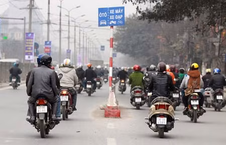 'Phá sản' kế hoạch phân làn ở Hà Nội ảnh 3
