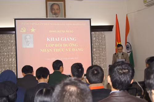 Đảng bộ ĐSQ Việt Nam tại Ấn Độ kỷ niệm 85 năm thành lập Đảng ảnh 3