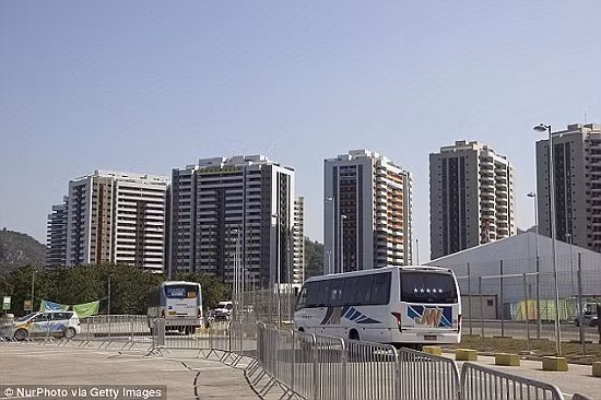 OLYMPIC 2016: HLV người Đức bị tai nạn nghiêm trọng ảnh 1