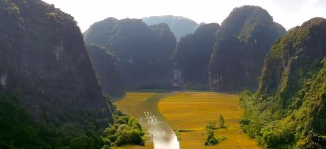 MV “Vươn cao Việt Nam” đã vượt mốc hơn 12 triệu lượt xem ảnh 7