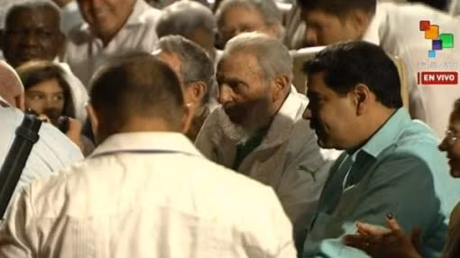 Lãnh tụ Fidel Castro xuất hiện trước công chúng Cuba ảnh 1