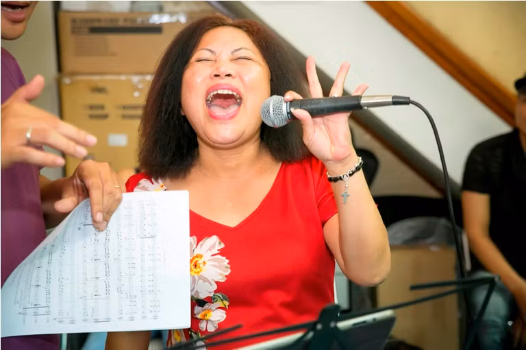 Siu Black gầy đi nhiều, về Hà Nội sớm tập liveshow nhạc Nguyễn Cường ảnh 10