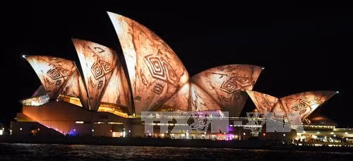 Nhà hát Opera Sydney trải qua đợt trùng tu lớn nhất ảnh 1