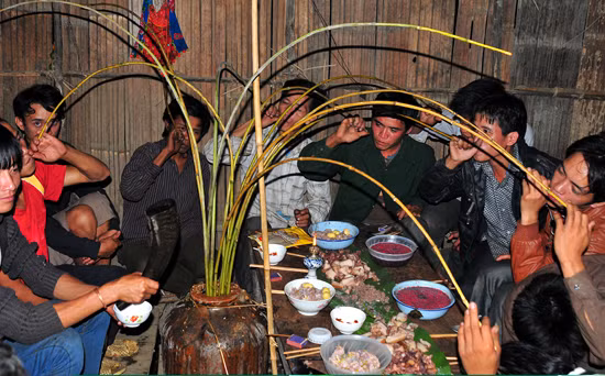 Khát vọng đoàn kết trong thơ ca người Mảng ảnh 3