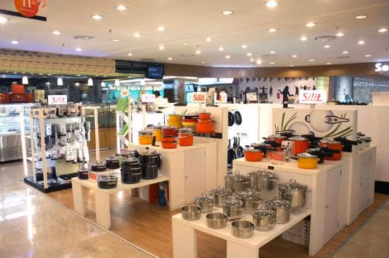 Hàng hiệu giá chính hãng tại hệ thống Vincom ảnh 6