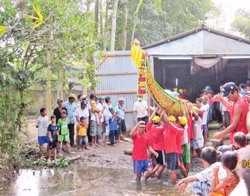 Văn hóa tâm linh trong ghe ngo ảnh 2