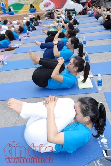 Đẹp mắt với những tư thế Yoga không phải ai cũng thực hiện được ảnh 6