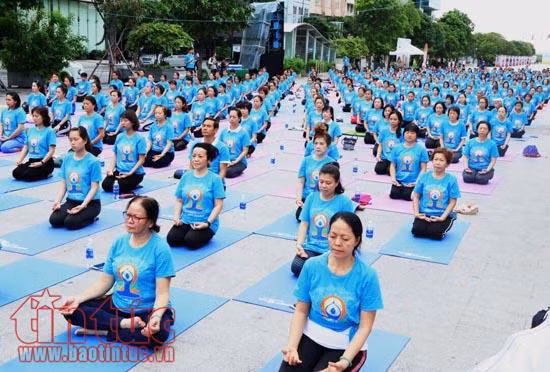 Đẹp mắt với những tư thế Yoga không phải ai cũng thực hiện được ảnh 7