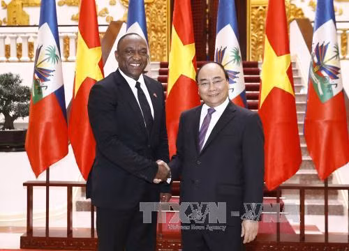 Thủ tướng Nguyễn Xuân Phúc tiếp Chủ tịch Thượng viện Cộng hòa Haiti ảnh 1