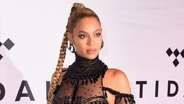 Nghệ sĩ Beyonce và Bruno Mars cùng giành giải Video của năm tại BET 2017 ảnh 1