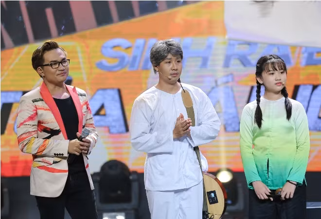 'Sinh ra để tỏa sáng': Nguyên Khang vào vai ông Tư chơi đàn nguyệt với 'Dạ cổ hoài lang' ảnh 12