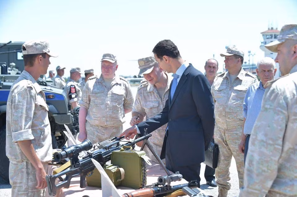 Giữa căng thẳng, Tổng thống Syria thử tài làm phi công Su-35 ảnh 2