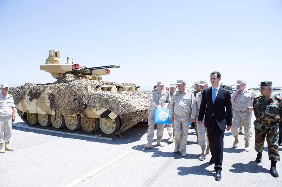 Giữa căng thẳng, Tổng thống Syria thử tài làm phi công Su-35 ảnh 5