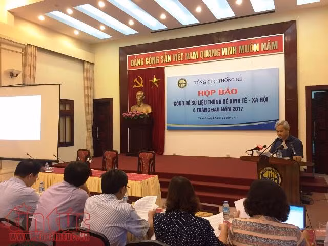 GDP 6 tháng đầu năm tăng 5,73% ảnh 1