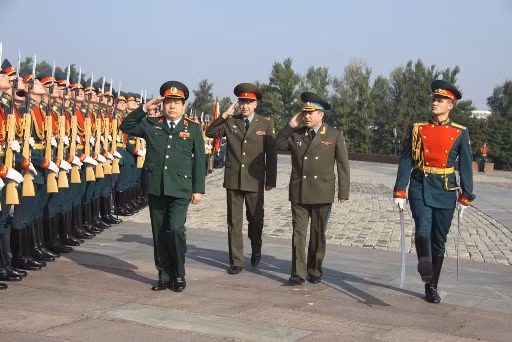 Đoàn đại biểu quân sự Việt Nam thăm chính thức Nga ảnh 1