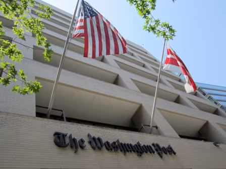  CEO Amazon mua lại tờ Washington Post ảnh 1