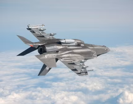 Mỹ tính dừng chế tạo máy bay F-35 ảnh 1
