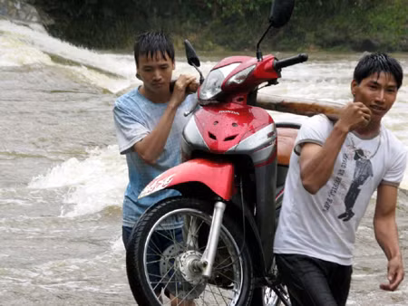 3 người chết và mất tích, hàng nghìn ha lúa ngập sau bão ảnh 1