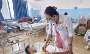 TP Hồ Chí Minh: Nhiều ca sốt xuất huyết nặng phải sử dụng ECMO