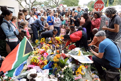 Vĩnh biệt Nelson Mandela - người con vĩ đại của Nam Phi ảnh 2
