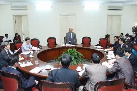 Phó Thủ tướng Nguyễn Xuân Phúc làm việc với Liên đoàn luật sư ảnh 1