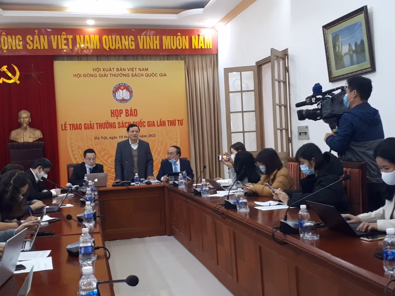 Chú thích ảnh