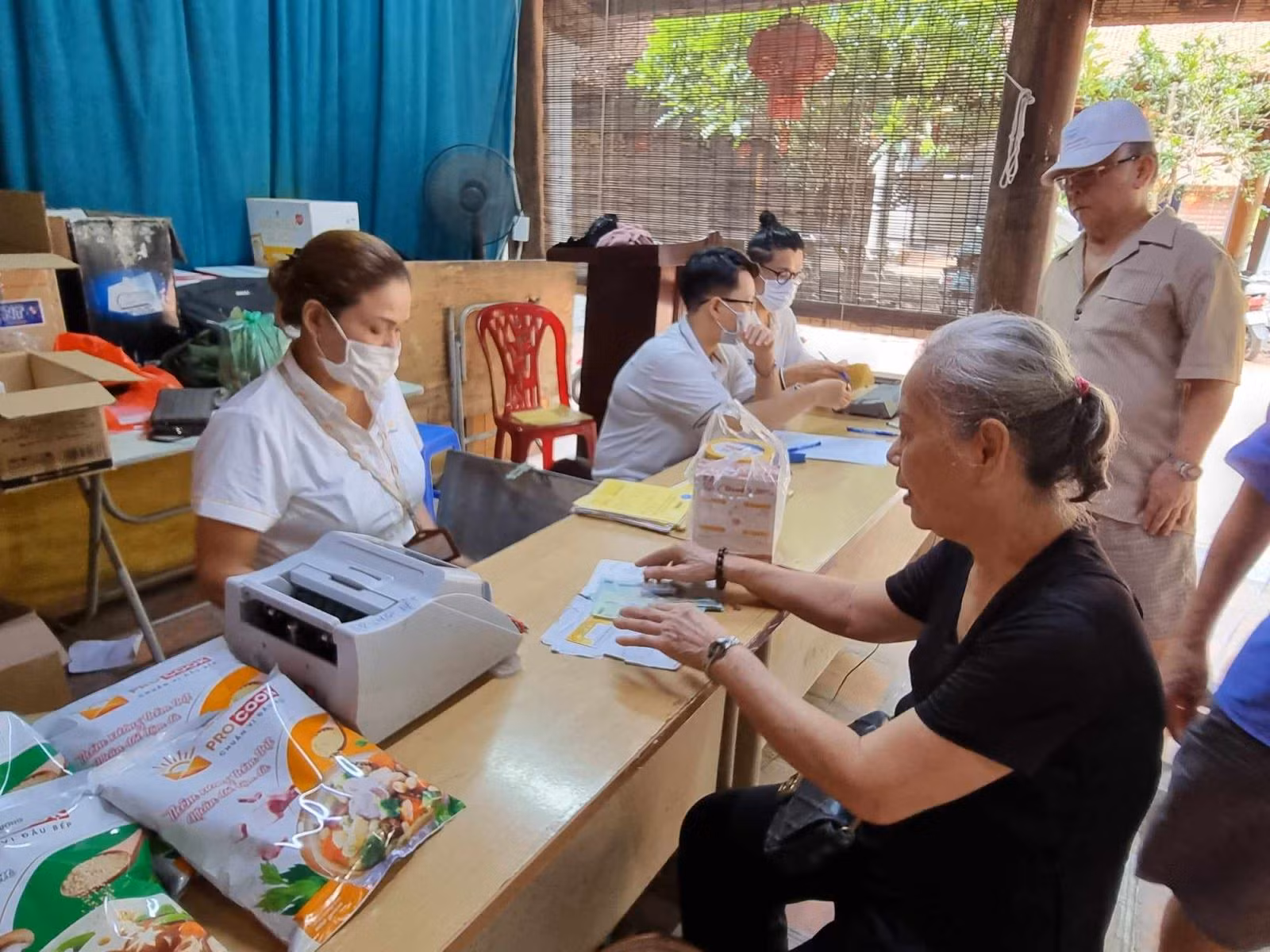 Chú thích ảnh