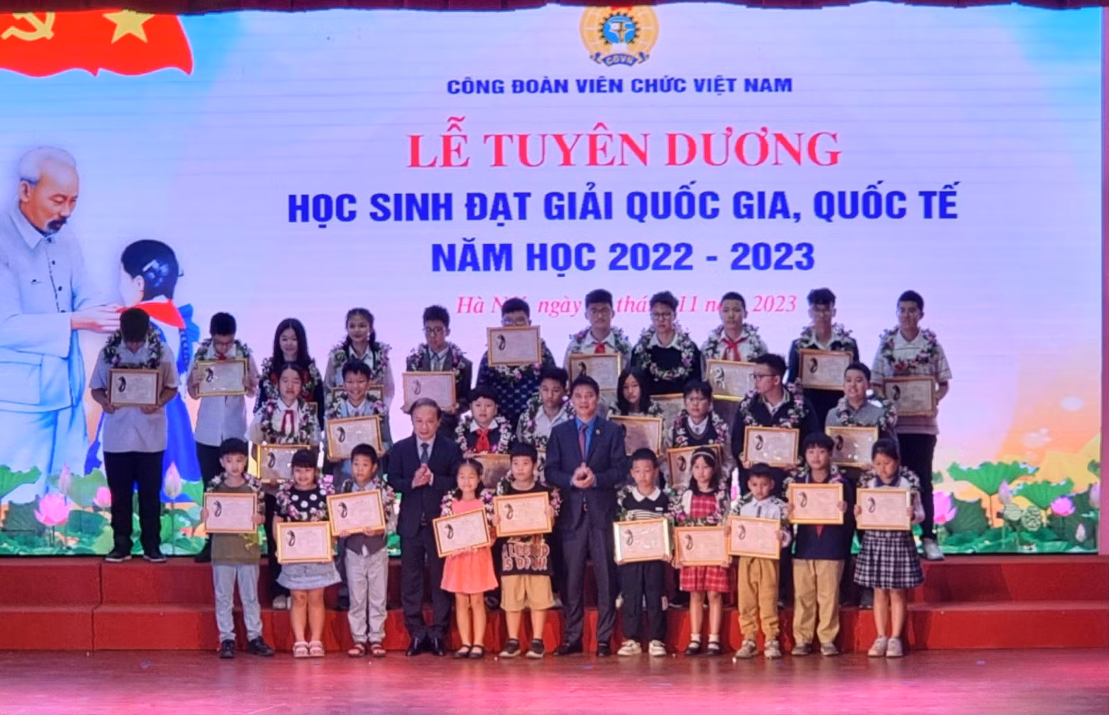 Chú thích ảnh