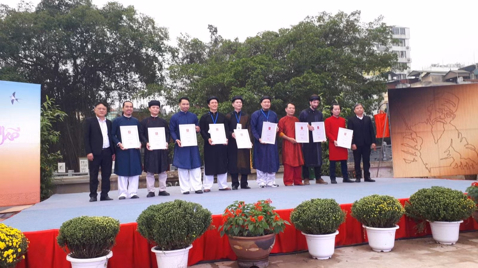 Chú thích ảnh