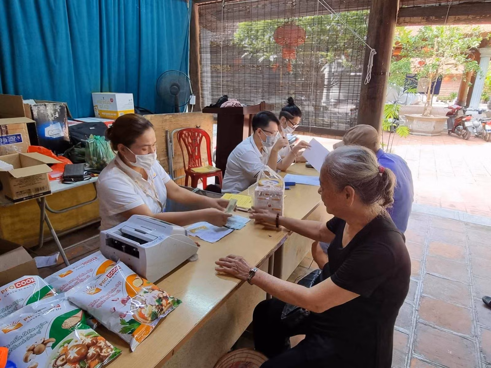 Chú thích ảnh