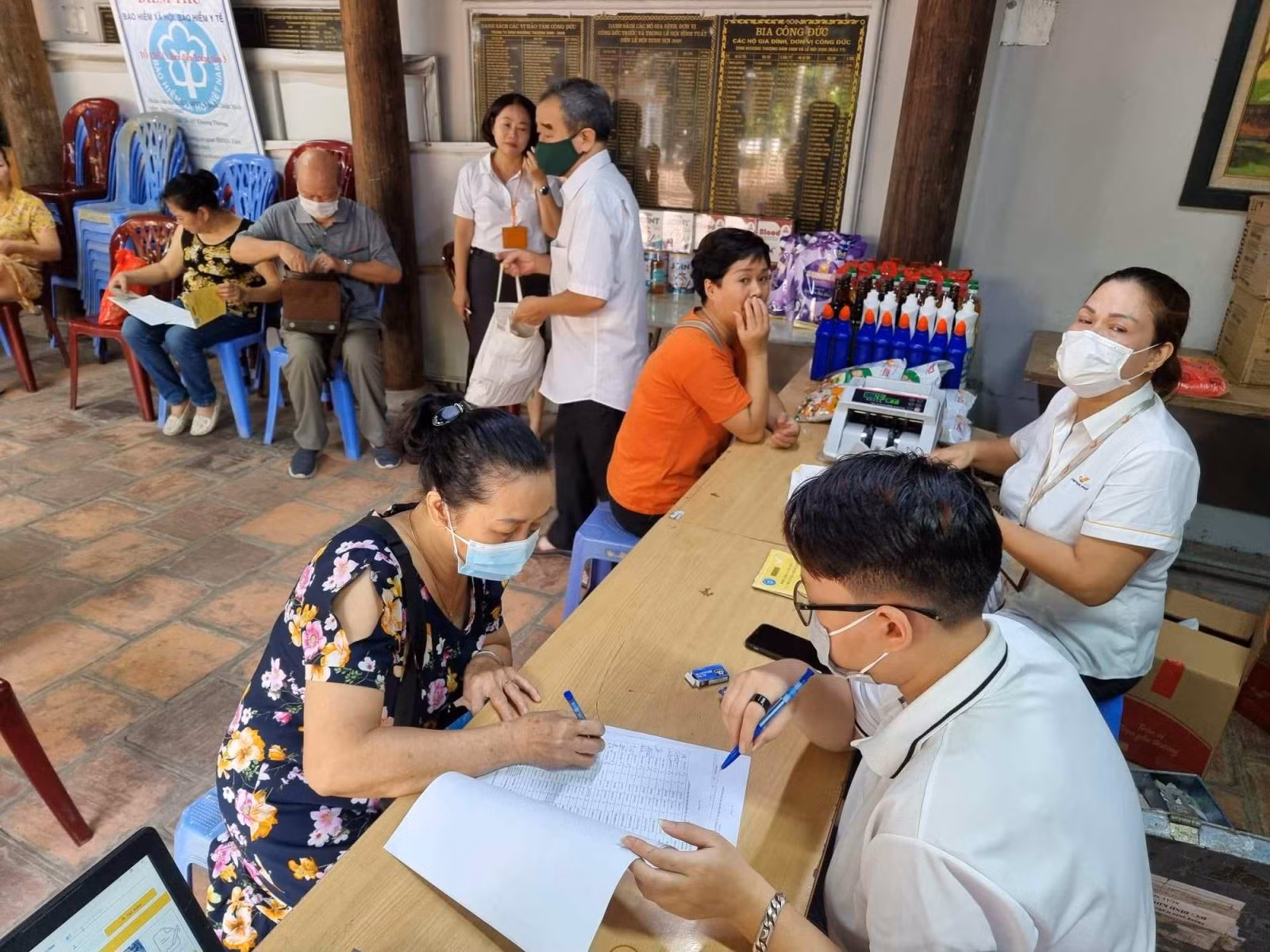Chú thích ảnh