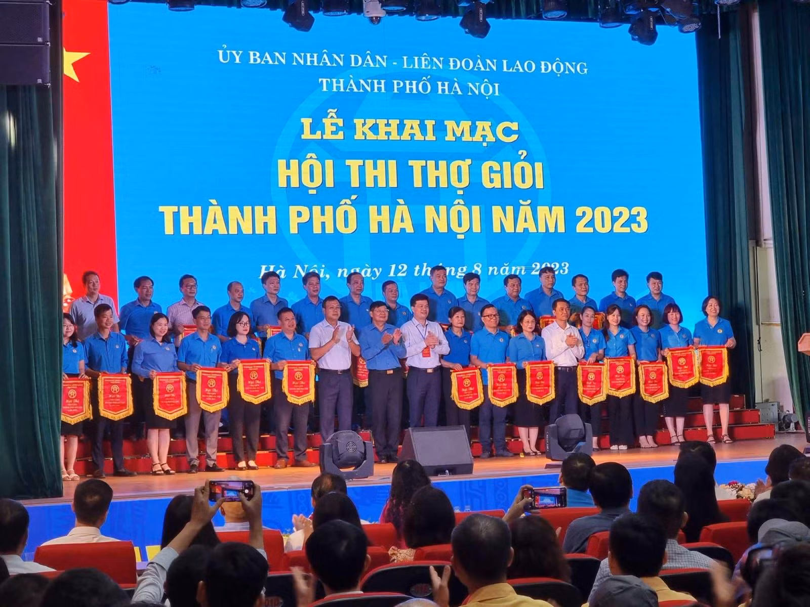 Chú thích ảnh