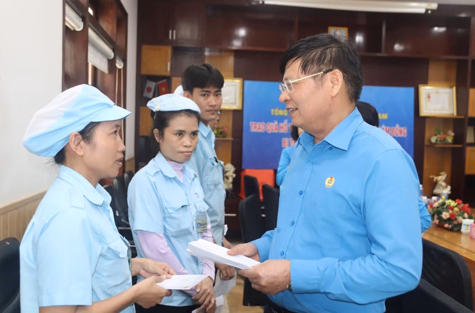 Chú thích ảnh