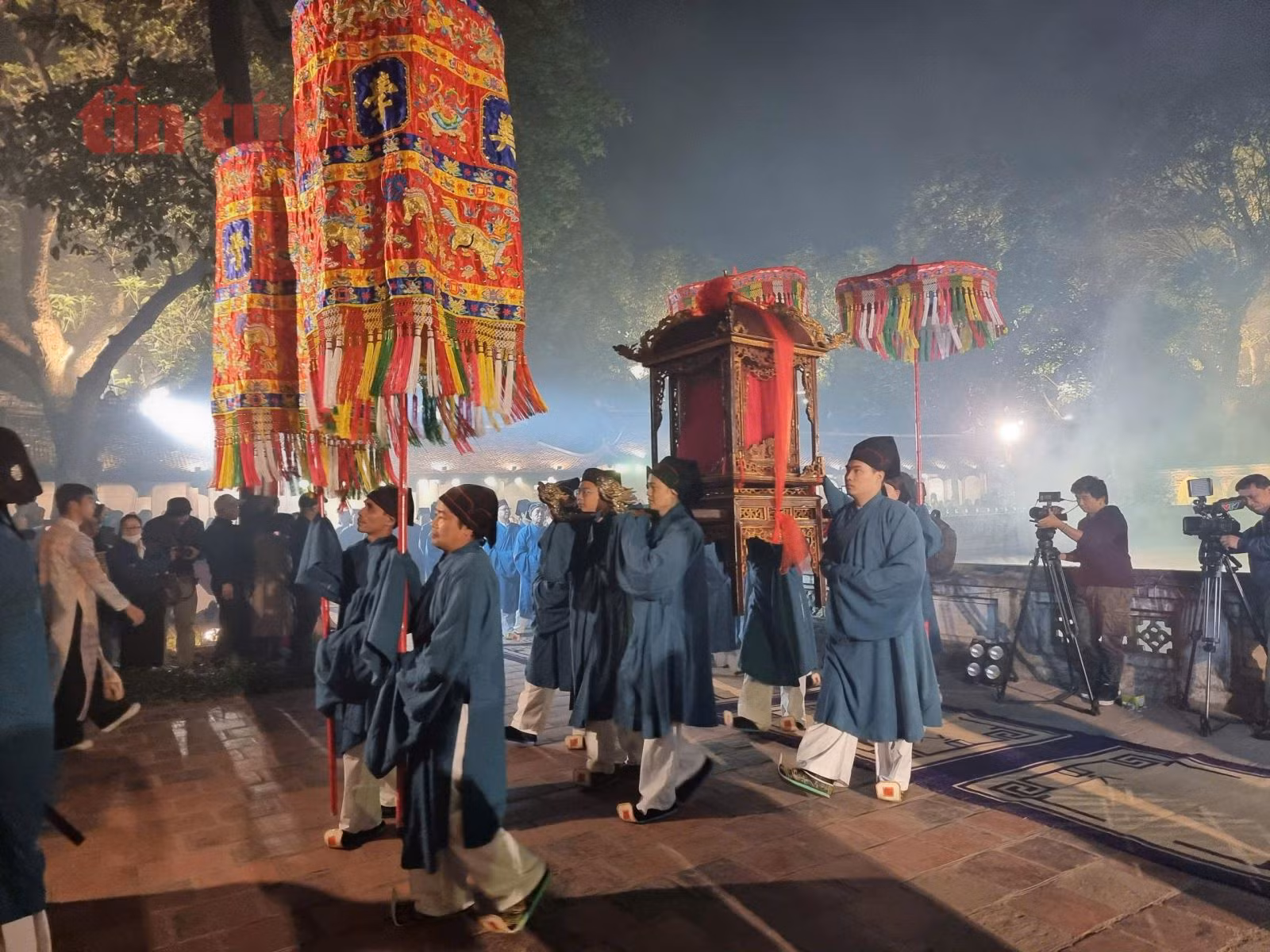Chú thích ảnh