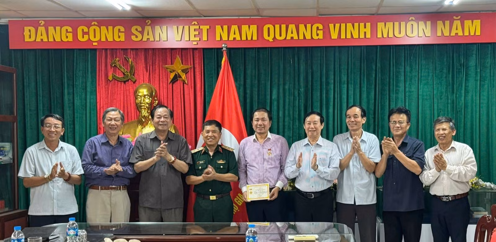 Chú thích ảnh