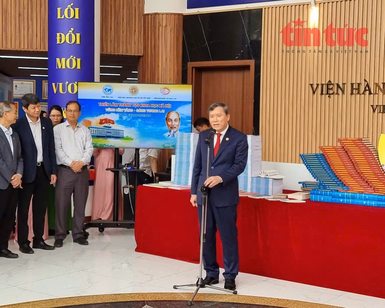 Chú thích ảnh