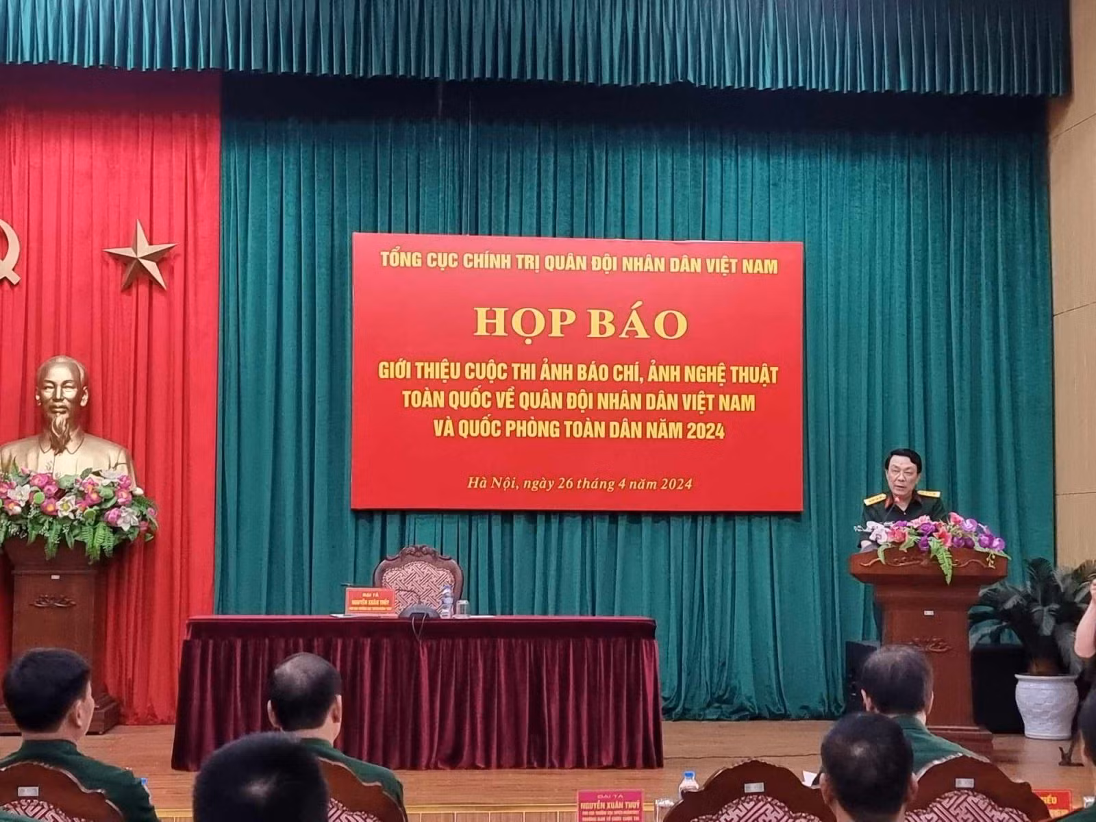 Chú thích ảnh