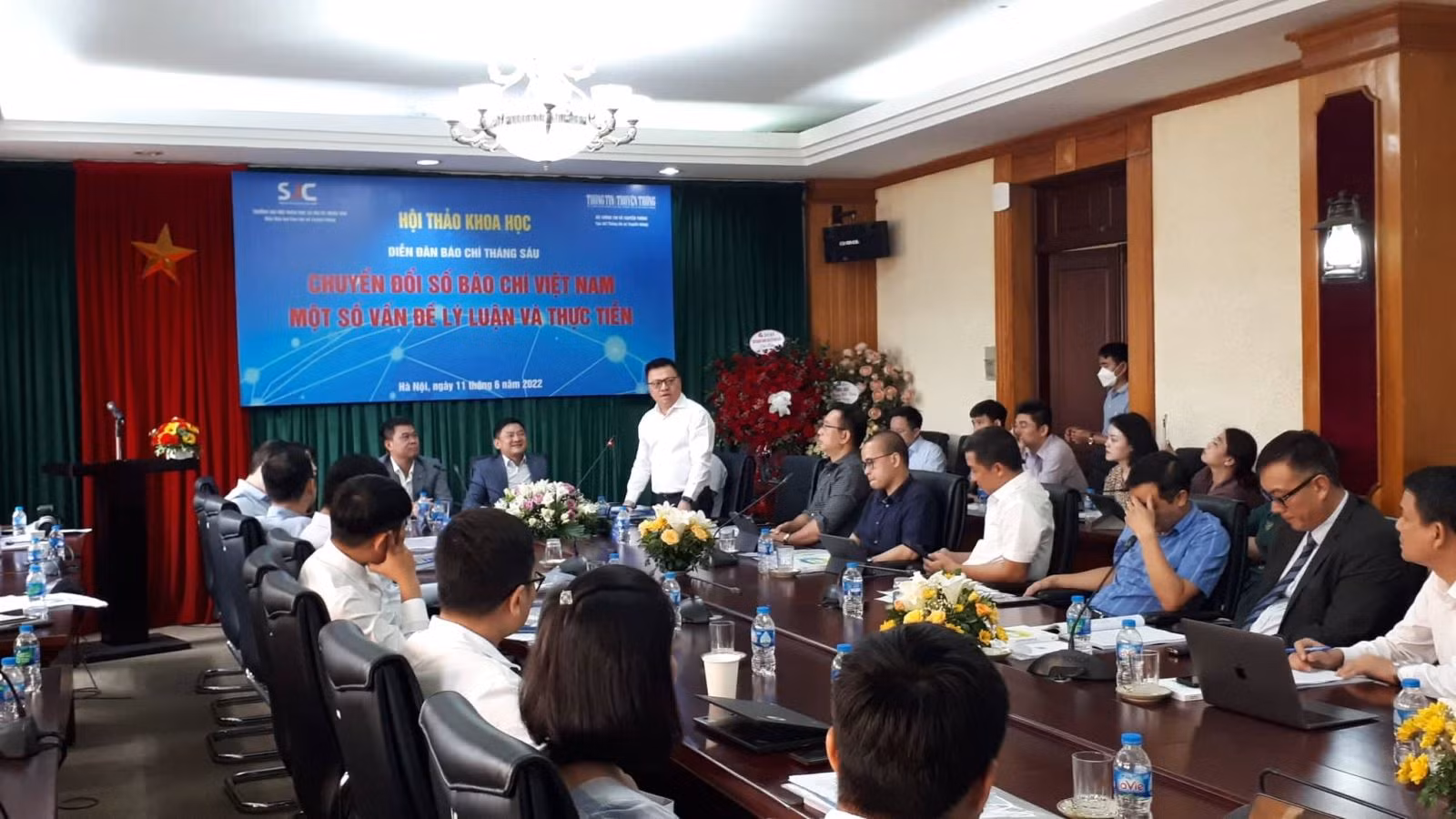Chú thích ảnh