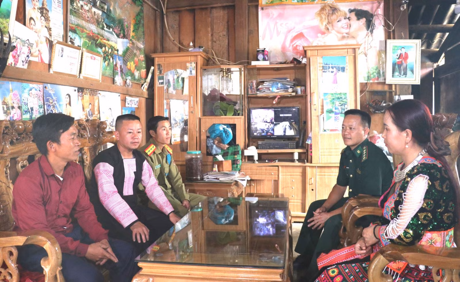 Chú thích ảnh