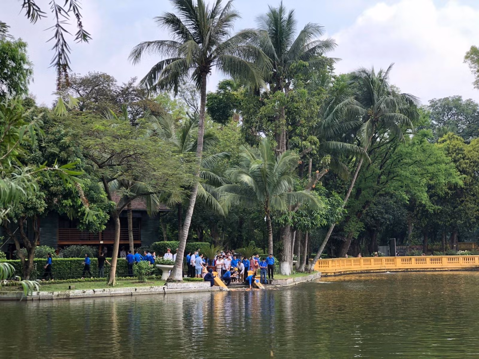 Chú thích ảnh
