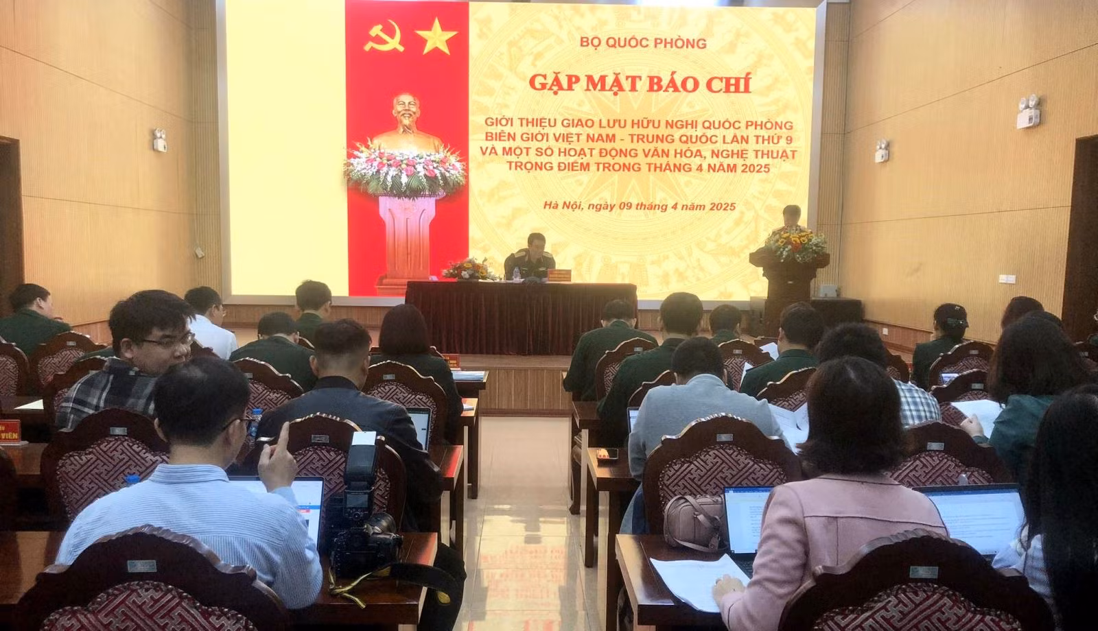 Chú thích ảnh