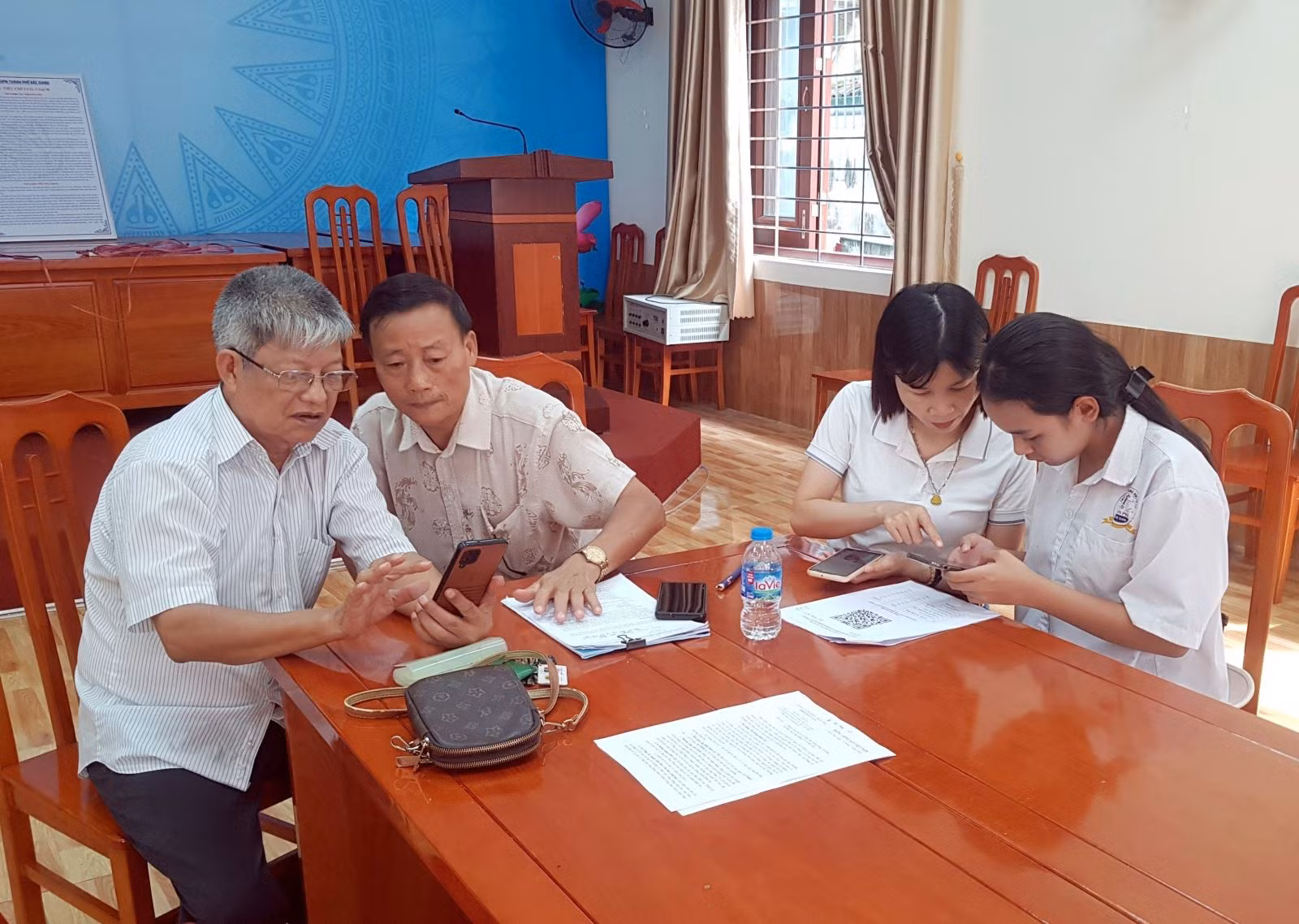 Chú thích ảnh