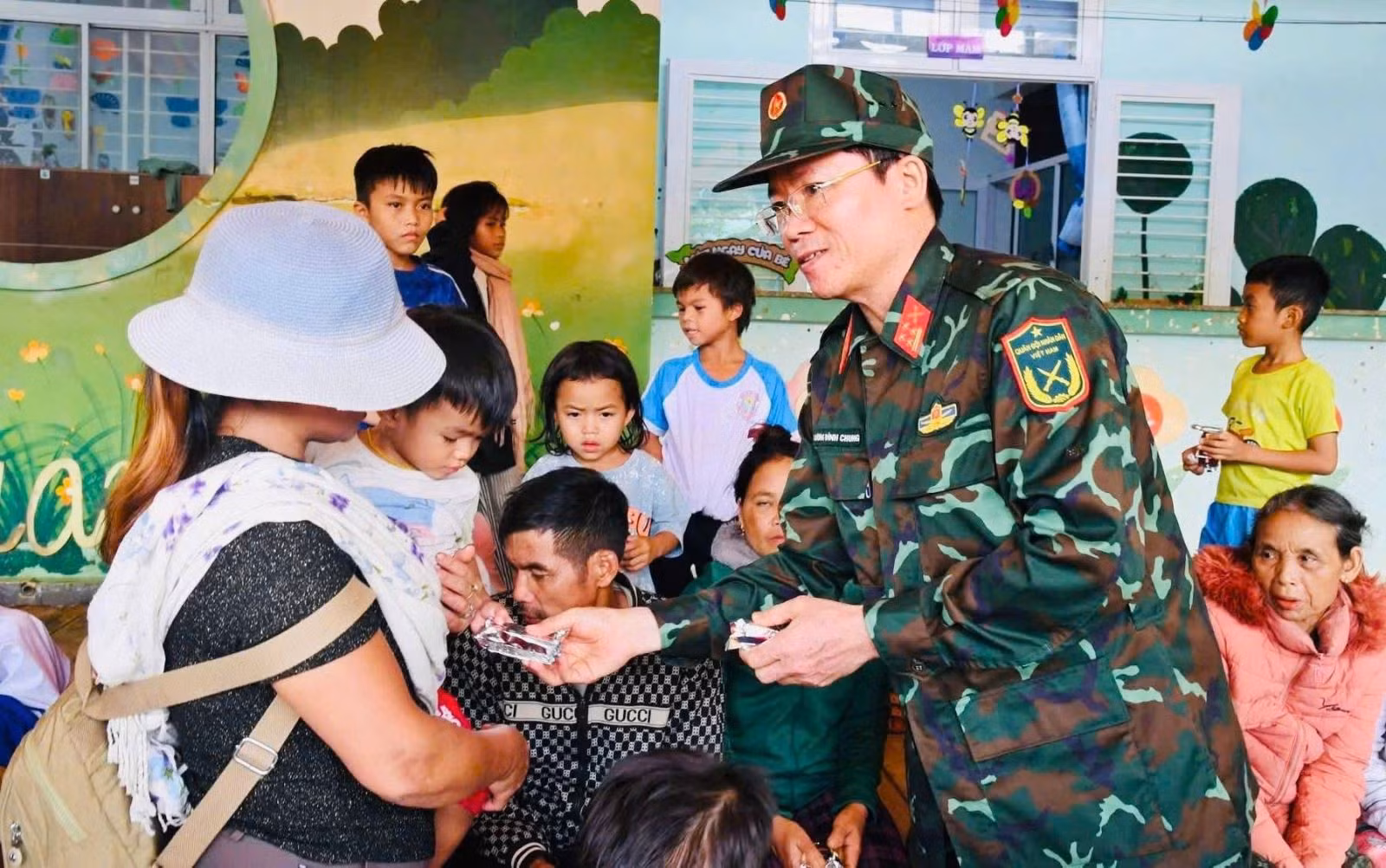 Chú thích ảnh