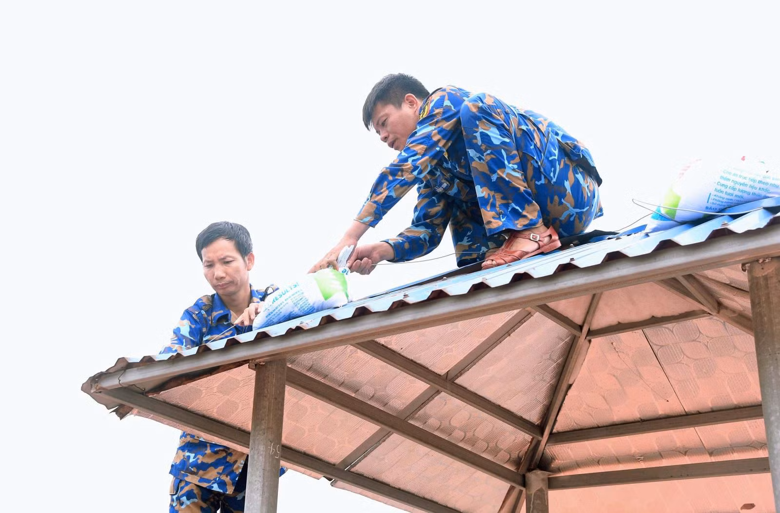Chú thích ảnh