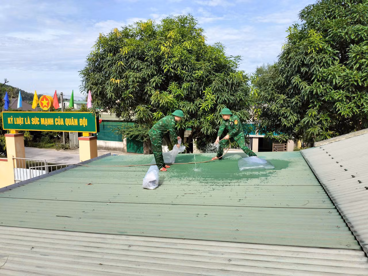 Chú thích ảnh