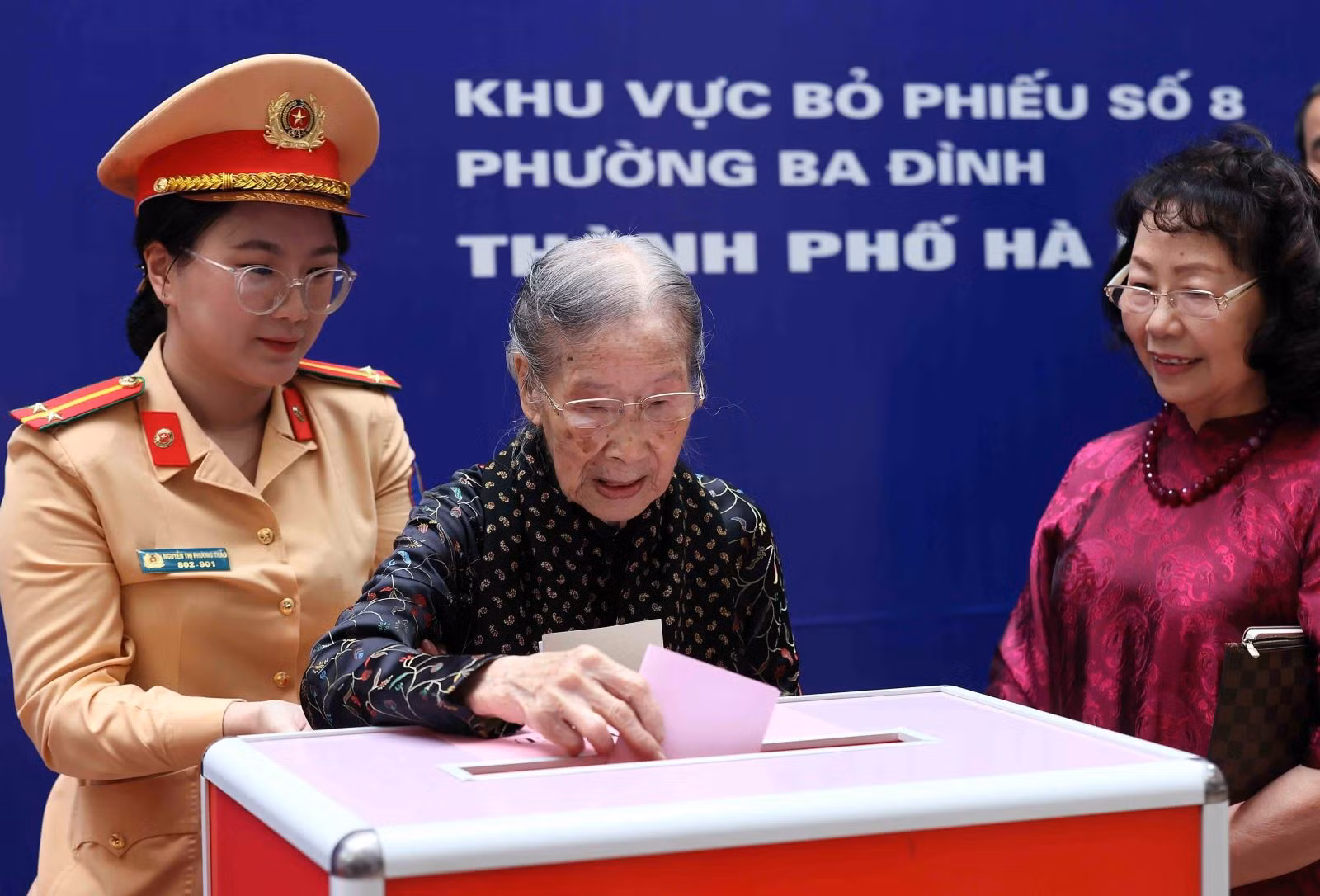 Chú thích ảnh