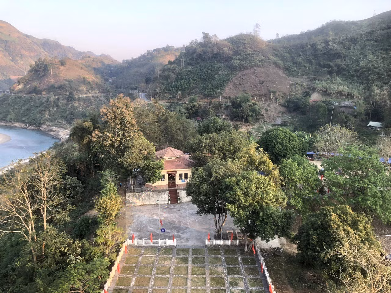 Chú thích ảnh
