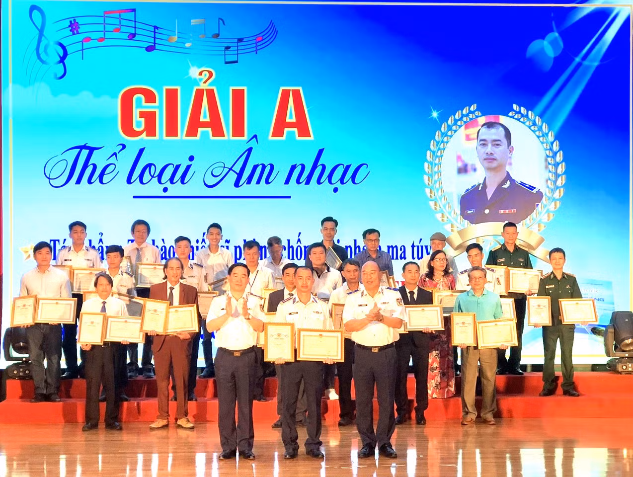 Chú thích ảnh