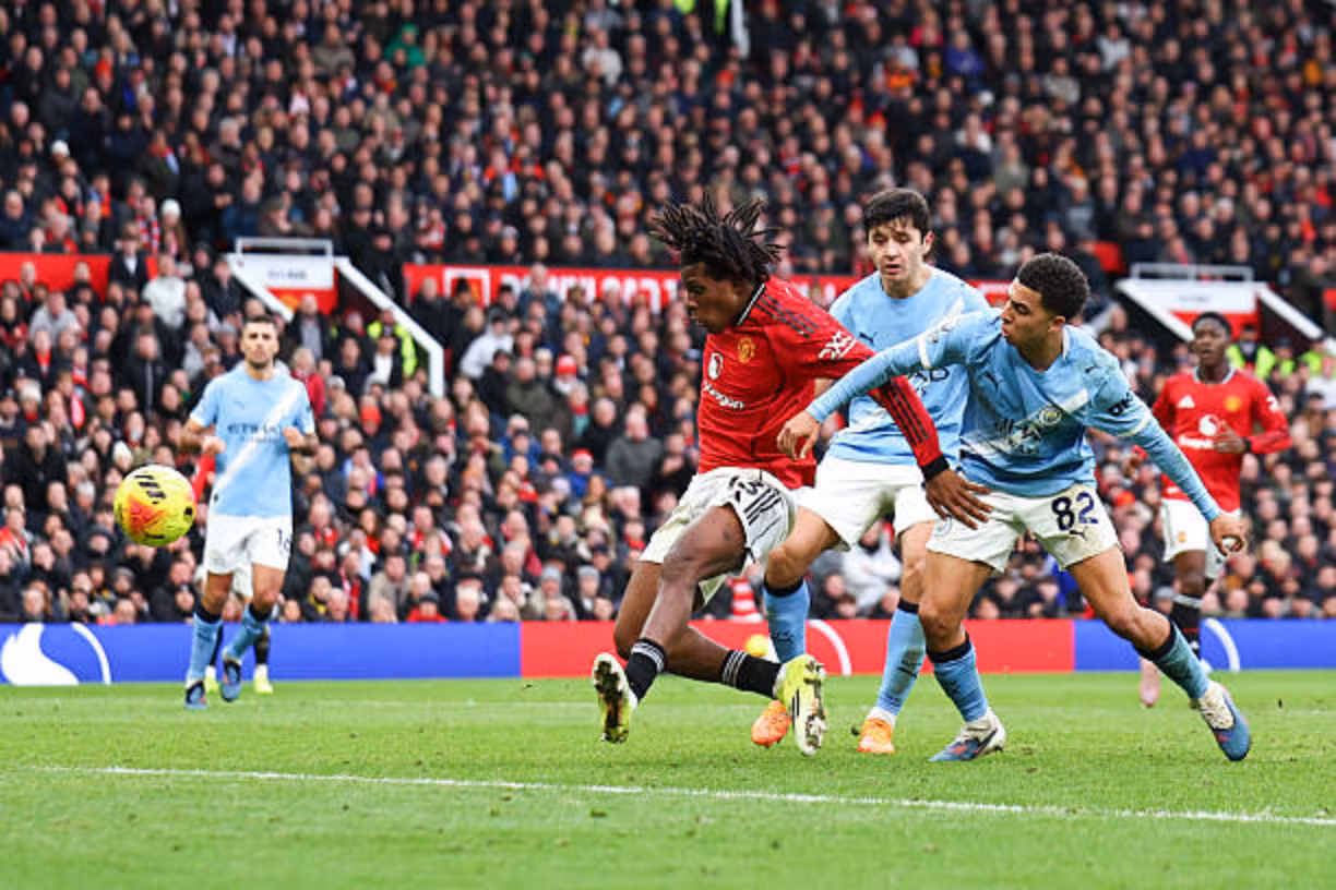 Man United - Man City: Cạm bẫy ở Old Trafford