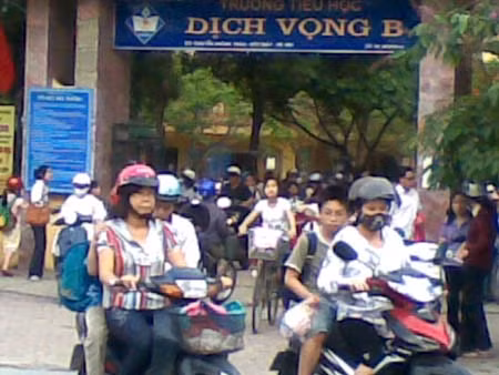 Nỗi lo mùa tựu trường-Bài cuối: Nan giải chuyện đón đưa ảnh 1